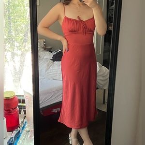 Aritzia Wilfred Bellow Satin Midi Dress in Rosy Red